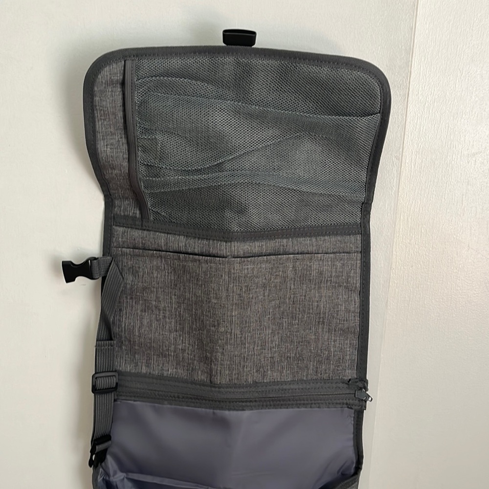 Blue Snail Portable Baby changing pad - Picture 4 of 15